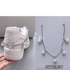 Shoe Chain, Tassel Anklet, Anklets Diy, Diy Sneakers, Anklet Chain, Crystal Anklet, Accessories Model, Edgy Jewelry, Boot Shoe