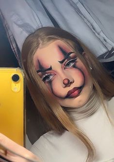 Halloween Makeup Looks Couple, Clown Eye Makeup, Hallowen Schminke, Creepy Clown Makeup, Pelottava Halloween, Maquillage Halloween Simple, Cute Clown Makeup, Halloween Makeup Clown, Halloweenský Makeup