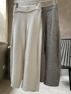 Effortless Comfort: Relaxed Wide-Leg Solid Color Pants Colored Pants Outfits, Color Knitting, Knit Clothing, Color Pants, Vanilla Girl, Solid Color Pants, Pants Outfits, 자수 디자인, Colored Pants