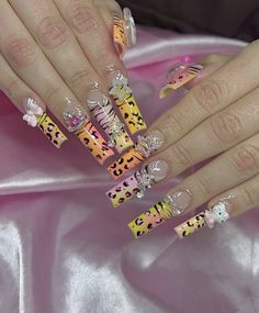 Y2k Long Nails, 2023 Coachella, Nailart Aesthetic, Coachella Nails, Punk Nails, Airbrush Nails, Long Nail, Y2k Nails, Classy Acrylic Nails