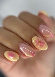 Aura Nails, pink nails, yellow nails, summer nail trends, floral nail art, unique nail ideas Bee Nails, Cute Simple Nails, Summery Nails, Girly Acrylic Nails, Her Nails, Beach Nails, Yellow Nails, Funky Nails, Floral Nails