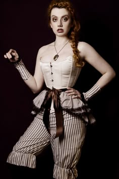 Modernized Victorian Fashion, Modern Baroque Fashion, Baroque Fashion Modern, Neo Victorian Fashion, Baroque Aesthetic Fashion, Gothic Circus Costume, Modern Victorian Outfits, Baroque Outfit, Victorian Corset With Historical Design