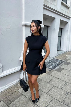 Spotted @lauren_bakewell wearing Odd Muse Resort 2.0. Shop the look now! Formal Dresses Short Classy, Black Formal Dress Short, Odd Muse, Black Dresses Classy, Black Dress With Sleeves, Effortlessly Chic Outfits, Formal Outfits, Formal Dresses Short