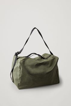 COS Collapsible technical holdall Issey Miyake Bag, Bag Silhouette, Wardrobe Sale, Man Bags, Small Wardrobe, Navy And Khaki, Men's Bags, Sport Bag, Mens Swimwear