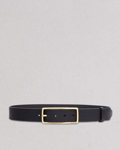 A versatile hip belt with a wide rectangular buckle. Black S Going Out Looks, Eyewear Shop, Hip Belt, Leather Cleaning, Athletic Fits, Black Belt, Fashion Advice, Rag & Bone, Cow Leather