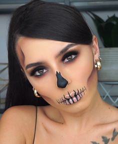 Instagram Halloween Skeleton Makeup, Glam Skull, James Charles Palette, Dead Makeup, Skeleton Makeup, Halloween Makeup Pretty