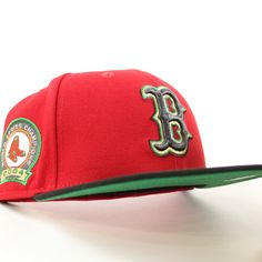 Boston Red Sox 2004 World Series Champion New Era 59Fifty Fitted Cap in Scarlet Red, Black and Green Under Brim with Metallic thread in the logo. Mens Fasion, Red Black Green, Hat Stores, New Era Fitted, Green Bottom, New Era Cap, Fitted Caps, New Era 59fifty, Boston Red