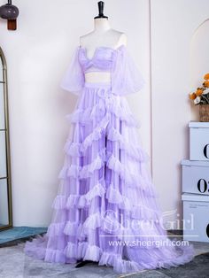 This stylish two-piece prom dress is crafted from delicate tulle, with puff sleeves and a ruffled finish for a timeless look. The high slit adds a modern touch for a timeless formal look. Perfect for prom night. It can be made in other colors,please contact us 1.Silhouette: A Line 2.Fabric: Tulle 3.Embellishment: Ruffles 4.Neckline: Sweetheart Neck 5.Sleeve: 1/2 Sleeves 6.Waistline: Natural 7.Hem-length: Sweep Train 8.Back Details: Zipper Back 9.Fully Lined: Yes 10.Built-In Bra: Yes 11.Boning: Y Wedding Dresses Two Piece, Ruffle Prom Dress, Look Formal, Piece Prom Dress, فستان سهرة, Prom Night, Stretch Satin, Formal Dresses Prom, Formal Looks