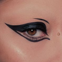 Lady Gaga Eye Makeup, Born This Way Era, Lady Gaga Inspired Makeup, Born This Way Lady Gaga, Born This Way Aesthetic, Lady Gaga Born This Way Era, Lady Gaga Eyeliner, Lady Gaga Makeup Looks, Born This Way Makeup