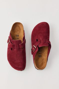 Birkenstock Boston Suede Clog Flats For Women, Suede Clogs, Funky Shoes, Shoe Inspo, Birkenstock Boston, Swag Shoes, Fall Fits, Women's Flats, Shoe Obsession