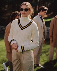 Polo Ralph Lauren Women Outfits, Tennis Sweater, Polo Ralph Lauren Women, Estilo Preppy, Outfits For Women, Ralph Lauren Outfits, White Sweater, 가을 패션, Casual Style Outfits