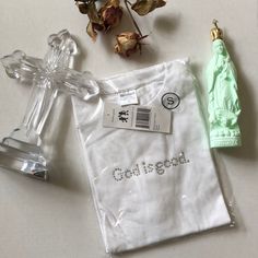 Bnib God Is Good T-Shirt Size Small (Fits Like A S/M) . 100% Cotton God Clothing, God Is Good, Shirt Color, God Is, Clothing Brand, Colorful Shirts, Travel Photography, Color White, Womens Tops