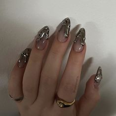 3d Metallic Nails, Wet Nails Look, Molten Metal Nails, Metallic Silver Nails, 3d Chrome Nails, Metallic Nail Polish