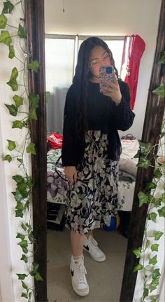 Chruch Outfits, Fall Modest Outfits, Modest Fashion Christian, Apostolic Outfits, Floral Skirt Outfits, Modest Outfit Ideas, Modesty Outfits, Cute Modest Outfits, Long Skirt Outfits