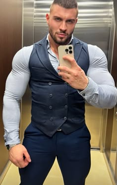 Vladislav Gerasimov, Muscle Arms, Mens Gym Fashion, Hot Suit