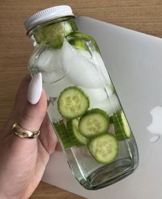 Cleansing Aesthetics, Detox Water Recipes, Low Carb Dessert, Clean Girl Aesthetic, Healthy Water, Healthy Food Motivation, Think Food, Healthy Girl, Detox Your Body