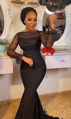 Lace And Plain Asoebi Styles, Black Asoebi, Plain Black Long Dress, African Print Skirt Ankara Styles, Lace Gown Styles Nigerian, Nigerian Traditional Dresses, Dinner Gowns, Nigerian Lace Styles Dress