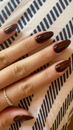 Get inspired with trendy fall nail ideas that are perfect for the season! From warm colors to stylish designs, these nail looks will have you fall-ready. fall nails, cozy nails, autumn nail designs, trendy nail ideas, fall nail colors, seasonal nail art, cute fall nails, warm tone nails, stylish autumn nails, fall manicure ideas #fallnails #autumnnails #trendynails #fallnailideas #winternails Nail Designs Cute, Nails For Fall, Brown Nail, Cute Nails For Fall, Cherry Nails, Cute Gel Nails, Beauty Inspo, Brown Nails, Girls Nails