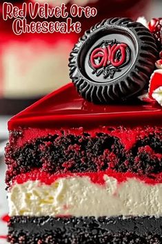 Red Velvet And Cheesecake Layer Cake, Red Velvet Oreo Cheesecake Recipes, Red Velvet Strawberry Cheesecake, Red Cake Ideas, Red Cheesecake, Red Velvet Oreo Cake, Red Velvet Oreo Cheesecake, Red Velvet Cakes, Velvet Desserts