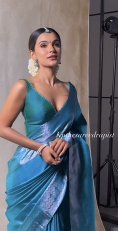 Fashion Skirts Outfits, Indian Wedding Saree, South Indian Wedding Saree, Sarees For Girls, Saree Wearing Styles, Skirts Outfits