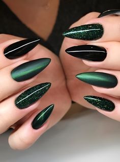 Green Acrylic Nails, St Patricks Day Nails, Witchy Nails, Goth Nails, Green Nail, Black Nail, Dark Nails