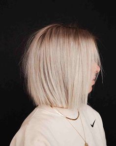 41 Trendiest Long Blunt Bob Haircuts for a Sleek New "Blunt Lob" Shag Bob Haircut, Choppy Bob Haircuts, Extreme Makeover, Lob Hairstyle, Lob Haircut, Bob Haircut, Bob Haircuts, Long Bob