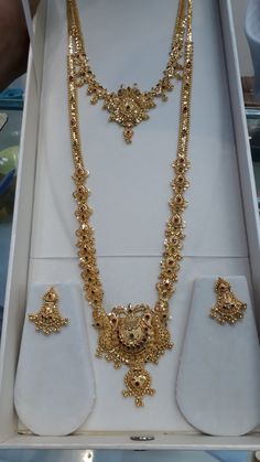 Gold Jewelry Simple Necklace Long, Long Haram Necklace Set Designs Gold, Gold Long Nallapusalu Designs, Long Haram New Models Gold, Simple Gold Haram Designs Indian, Gold Necklace Haram Set, Necklace Haram Set Gold, Gold Harams New Models, New Model Gold Haram Designs