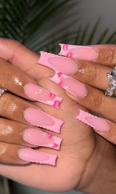 Short Set Acrylic Nails Pink, Pink Long Acrylic Nails Art Designs, Long Nails Inspiration Art Designs, Pink Girly Nails Acrylic