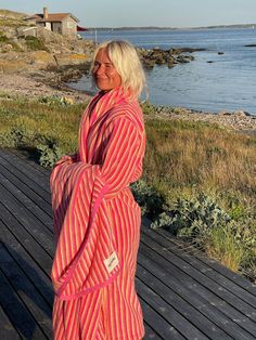 This heavy terry towel is made from 100% certified organic cotton, dyed and weaved in different colors of stripes to relate to our Popsicle stripe! It has a soft touch and is as nice to use in your bathroom as on the beach or by the pool side. Djerf Robe, Terry Cloth Robe, Terry Robe, Djerf Avenue, Frankies Bikinis, Terry Towel, Fit Ideas, Sweaters Knitwear, Party Looks