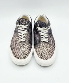 VANS 721454 Silver Glitter/Scale Lace Up Shoes Sneakers US M 8.5 W 10. These show some wear but they are soft and definitely when the light hits them they shine. Please look at pics. 8sg.SH. 11.12 Up Shoes, Silver Glitter, Lace Up Shoes, Shoes Sneakers, Lace Up, Glitter, Sneakers, Lace, 10 Things