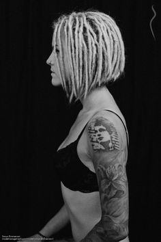 Dreads Styles For Women Dreadlocks, Short Dreads Styles For Women, Short Hair Dreadlocks, Baby Dreads, Short Dread Styles, Dreads Short Hair, Short Dreadlocks, Dreads Styles For Women