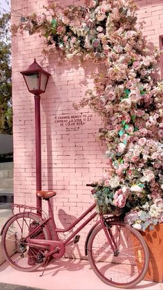 Paris Theme Wallpaper, Floral Shop Design, Flowershop Ideas, Vintage Pink Christmas, 31st Birthday, Nail Room, 75th Birthday, Cool Wallpapers, Shop Front