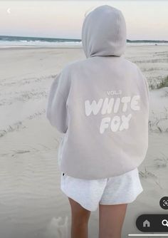 White Fox Hoodies, Whitefox Boutique, White Fox Hoodie, Fox Brand, Winter Wishlist, Aesthetic Hoodies, Bday List, Wishlist Ideas, Fox Hoodie