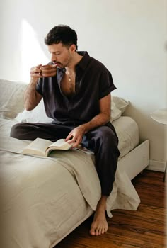 Man Journaling, Apartment Photoshoot, 1950s Apartment, Man Thinking, Sitting On Bed, Man Bedroom, Man Lifestyle, Apartment In Nyc, Home Relaxing