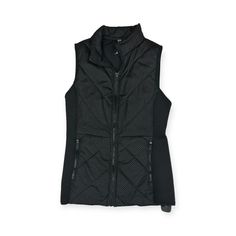 Brand: FABLETICS Style: VEST PUFFER & QUILTED Color: BLACK Size: S SKU: 101-101162-75541 CONDITION: GENTLY USED Sleeveless Fall Activewear For Workouts, Fall Sleeveless Workout Activewear, Sleeveless Activewear For Fall Workout, Functional Sports Vest For Fall, Nylon Athleisure Vest For Workout, Nylon Athleisure Workout Vest, Athleisure Black Winter Vest, Athleisure Black Vest For Winter, Black Fitted Activewear For Winter