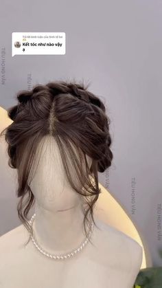 Pretty Formal Hairstyles For Medium Hair, Desi Updo Hairstyles, 1800s Curls, Cute New Year Hairstyles, Long Hair Shinion, Minimal Hairstyle Wedding, Easy Haircut At Home, Wedding Hairstyle Tutorial Videos, Unique Updo Hairstyles