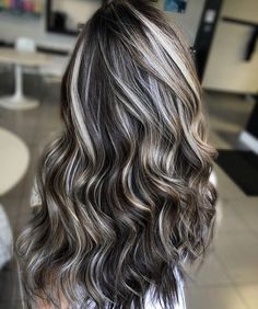 Brown Hair With Thick Blonde Highlights, Hair Color Ideas Green Eyes, Hair Roulette, Dark Hair Blonde Highlights, Brunette Extensions, Ash Brown Hair Balayage, Light Auburn Hair Color, Light Auburn Hair