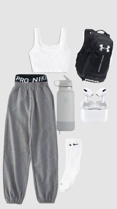 Chic Coquette, Gymwear Outfits, Coquette Fashion, Cute Nike Outfits, Fitness Wear Outfits