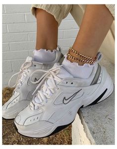 F o l l o w -> @ꜰʀᴇᴅᴅɪᴅᴜʜ🐉 #vintage #shoes #sneakers Aesthetic vintage art hoe trendy casual cool edgy grunge outfit fashion style idea ideas inspo inspiration 90s 80s 70s for school for women winter summer shoes accesoires ankle bracelet nike white sneaker shoes Outfit Grunge, Nike M2k, Trendy Shoes Sneakers, Dr Shoes, Grunge 90s, Adidas Vintage, Shoes Sneakers Nike, 90s Outfit, Hype Shoes