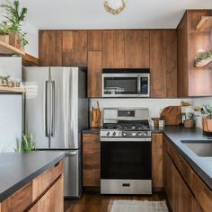 39 Clever Small Kitchen Ideas: Maximize Your Space With Stylish And Functional Designs Above The Sink, Pale Wood, Small Kitchen Ideas, Aesthetic Kitchen, Small Laundry Rooms, Diy Gardening, Small Laundry Room, Small Laundry