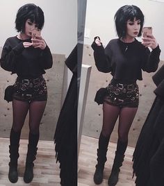 Goth Outfits For Concerts, Goth Amusement Park Outfit, Emo Athletic Outfits, Goth Theme Park Outfit, Goth Outfit With Shorts, Academia Goth Outfit, Casual Goth Date Outfit, Goth Outfits With Shorts, Goth Gf Outfits