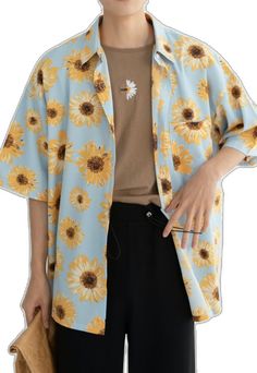 Opened Button Up Shirt Outfit, Spring Outfit Ideas Men, Men Outfits Colorful, Sun Outfit Aesthetic Male, Flower Outfits Men, Men Cottagecore Fashion, Indie Outfits Male, Artsy Outfits Men, Soft Boy Fashion Aesthetic