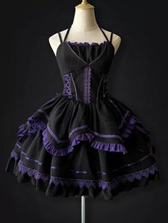 Black and Purple Lace-up Detail Gothic Jumper Skirt With Bow Train Halloween Dress Ballet Style, Style Gothic, Gothic Vintage, The Seine, Vintage Princess, Black Slip Dress, Neckline Designs, Dark Gothic, Black And Purple