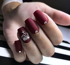 Burgundy Background, Square Nail Designs, Matte Nails Design, Cute Acrylic Nail Designs, Burgundy Nails, Christmas Nails Acrylic, Manicures Designs, Short Nail Designs