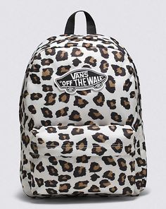 The Old Skool Classic Backpack is a favorite for good reason. This classic backpack features an all-purpose, two pocket design with an organizer in the front, a slip-in interior pocket, laptop sleeve that fits most 15'' laptops, and a side water bottle pocket. A bombastic leopard print and historic details like the Vans® logo bring added personality to this iconic design. Shell: 100% Polyester Polyurethane Coating Vans Old Skool Backpack, Vans Backpack, Vans Store, Vans Logo, Birthday List, Iconic Design, Classic Backpack, Promotional Gifts, Vans Old Skool