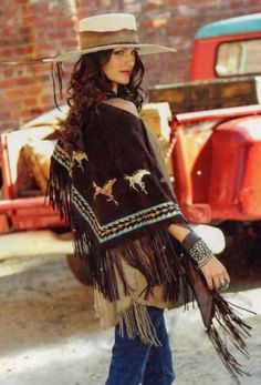 Southwest Style Clothing, Cowgirl Fashion, Cowboy Girl, Western Style Outfits, Estilo Country, Cowgirl Chic, Lodge Decor, Western Chic, Cowgirl Outfits