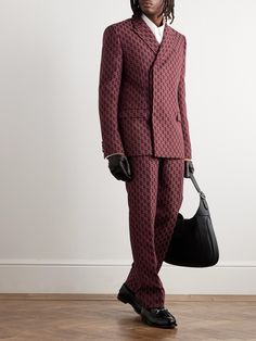 Gucci's double-breasted suit jacket is neatly tailored from monogrammed wool-twill in rich burgundy. It has sharp peak lapels, padded shoulders and a full lining for structure. Style yours with the matching trousers, as seen on the AW24 runway. Burgundy Suit Men, Double Breasted Suit Men, Suit Jacket For Men, Modern Fit Suit, Gucci Suit, Cream Suit, Gucci Collection, Herringbone Suit, Burgundy Outfit