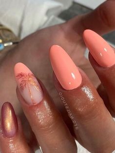 Nail Ideas For Summer Holiday, Beach Style Nails, Palm Beach Nails, Holiday Abroad Nails, Island Nail Ideas, Simple Palm Tree Nails, Bali Inspired Nails, Palm Tree Design Nails, Palm Springs Nails Ideas