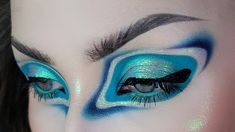 Blue Alien Makeup, Blue Prom Makeup, Vibrant Makeup, Makeup Pictorial, Star Makeup, Rave Makeup