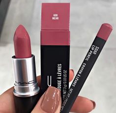 Lipstick Inspiration, Mac Lipstick Colors, Make Up Kits, Mac Lipstick Shades, Make Up Designs, Lipstick Kit, Best Lipsticks, Lipstick Collection, Lipstick Swatches